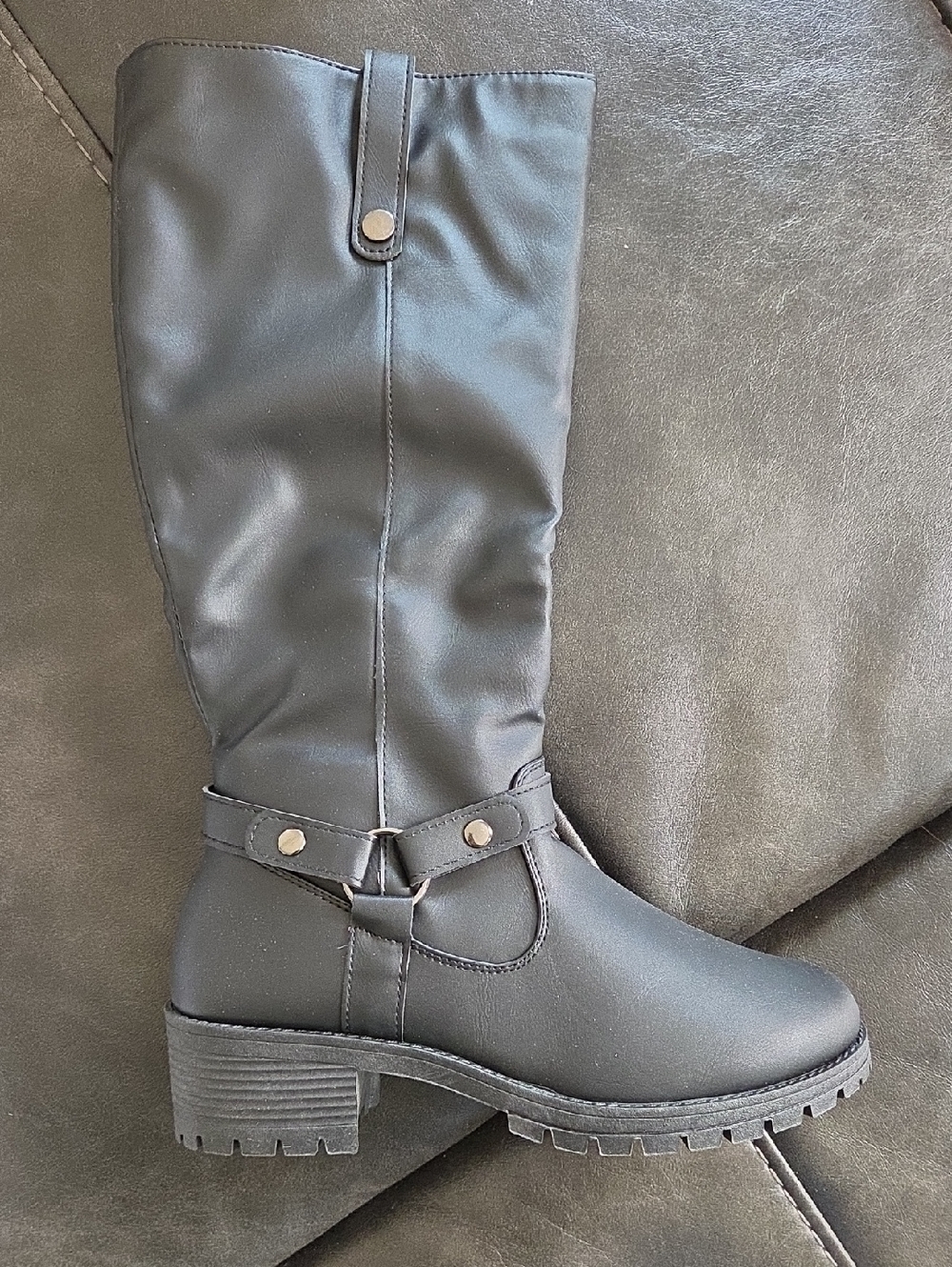 NWT Women's Black Mid-Calf Riding Boots